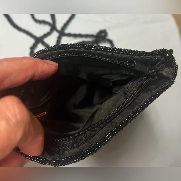 Vintage Beaded Parrot Design Crossbody Bag - Picture 7 of 7